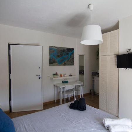 Bed and Breakfast Le Stanze Di Adele LʼAquila Exterior foto