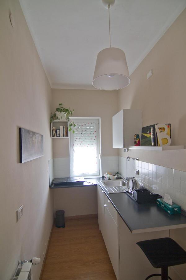 Bed and Breakfast Le Stanze Di Adele LʼAquila Exterior foto