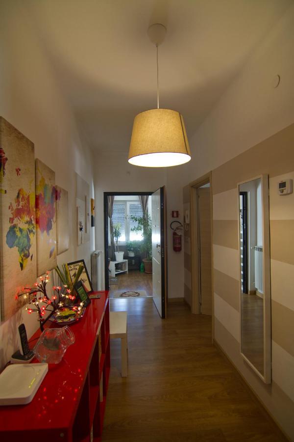 Bed and Breakfast Le Stanze Di Adele LʼAquila Exterior foto